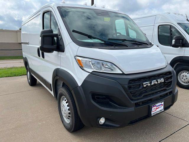 2026 RAM ProMaster 1500 RAM PROMASTER 1500 TRADESMAN CARGO VAN LOW ROOF 136 WB