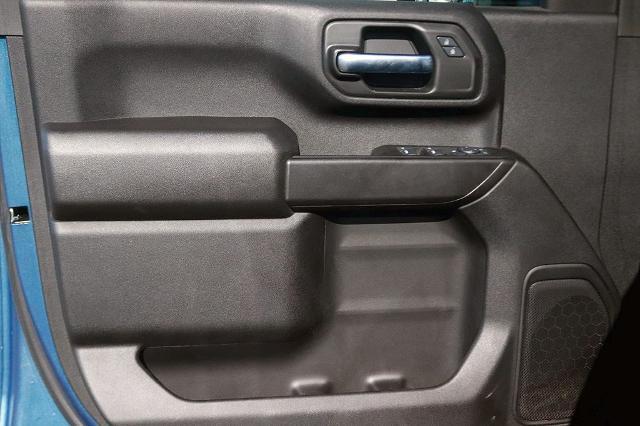 2025 GMC Sierra 2500HD 4WD Double Cab Standard Bed Pro