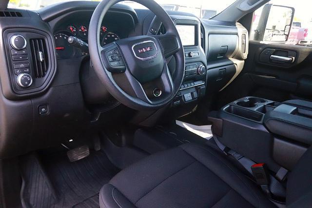 2025 GMC Sierra 2500HD 4WD Double Cab Standard Bed Pro