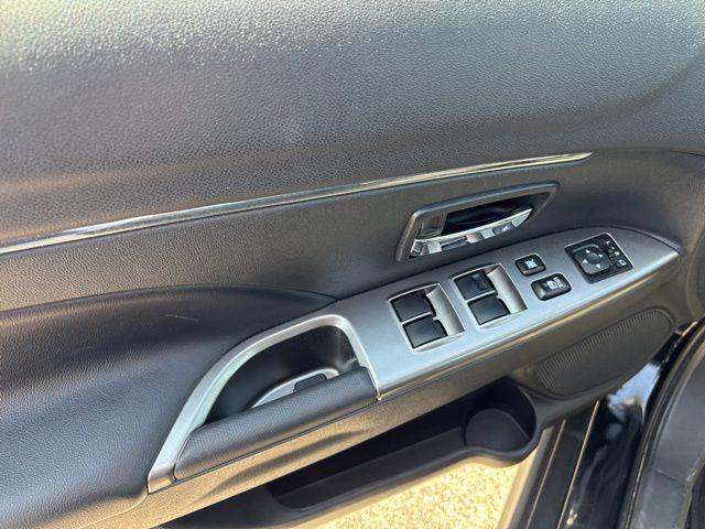 2025 Mitsubishi Outlander Sport Unknown