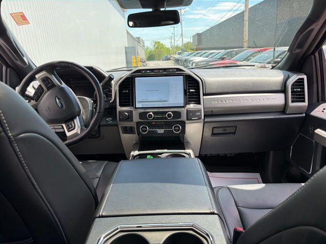 2022 Ford F-350 LARIAT