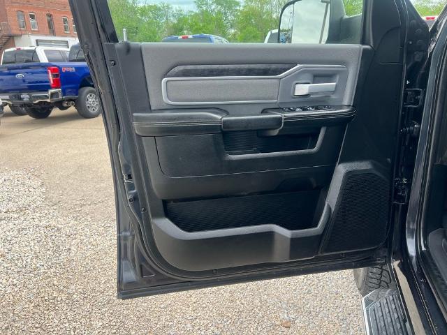 2021 Jeep Ram 2500 Big Horn Crew Cab 4x4 64 Box