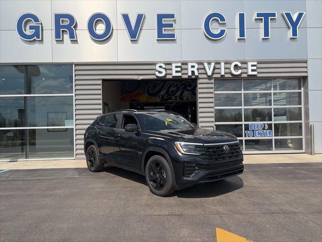 2025 Volkswagen Atlas Cross Sport 2.0T SEL R-Line Black for sale in Grove City, PA