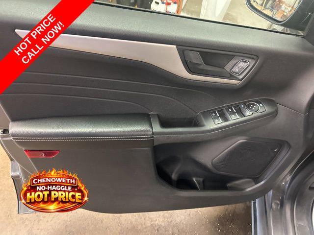 2022 Ford Escape SE Hybrid