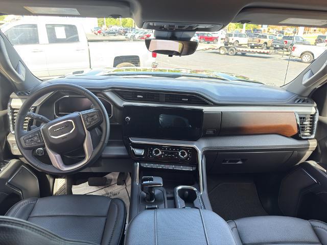 2025 GMC Sierra 1500 4WD Crew Cab Short Box Denali