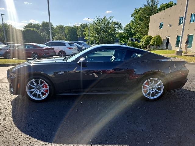 2024 Ford Mustang GT Premium Fastback
