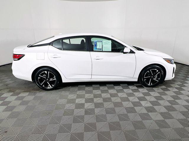 2024 Nissan Sentra SV Xtronic CVT