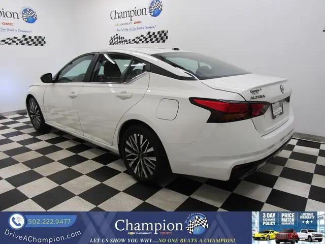 2026 Nissan Altima SV FWD