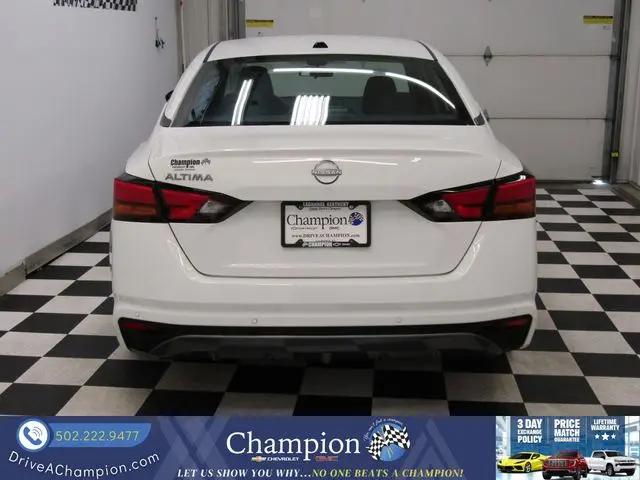 2026 Nissan Altima SV FWD