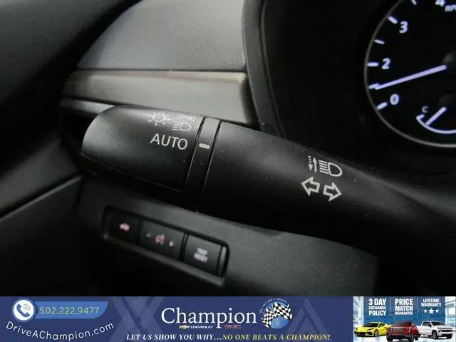 2026 Nissan Altima SV FWD