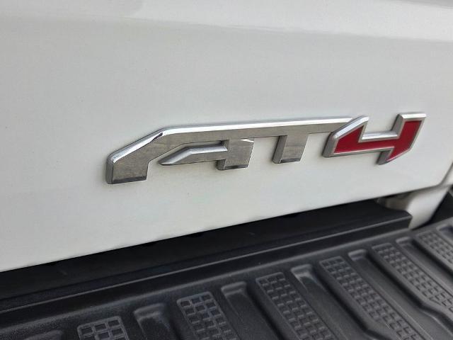 2025 GMC Sierra 1500 4WD Crew Cab Short Box AT4