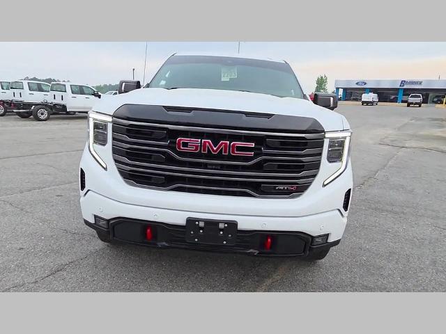 2025 GMC Sierra 1500 4WD Crew Cab Short Box AT4