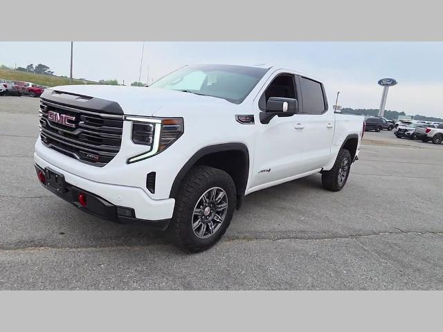 2025 GMC Sierra 1500 4WD Crew Cab Short Box AT4