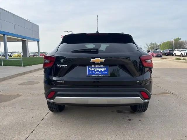 2026 Chevrolet Trax FWD LT