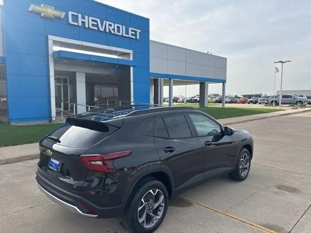 2026 Chevrolet Trax FWD LT