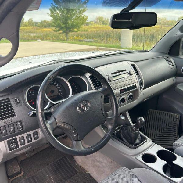 2009 Toyota Tacoma Base V6