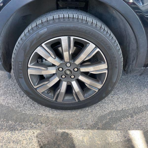 2017 Land Rover Discovery Sport HSE LUX