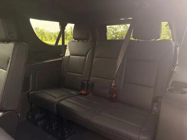 2025 Chevrolet Suburban 4WD Z71