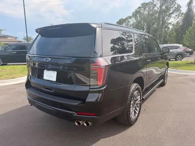 2025 Chevrolet Suburban 4WD Z71