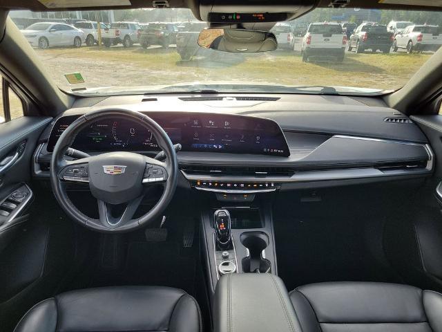 2024 Cadillac XT4 AWD Premium Luxury