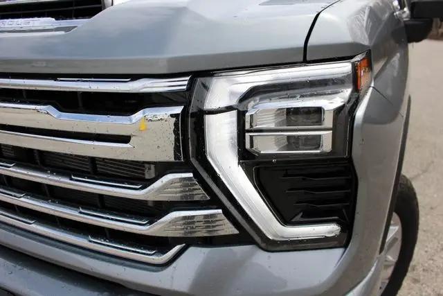 2024 Chevrolet Silverado 3500HD 4WD Crew Cab Standard Bed High Country