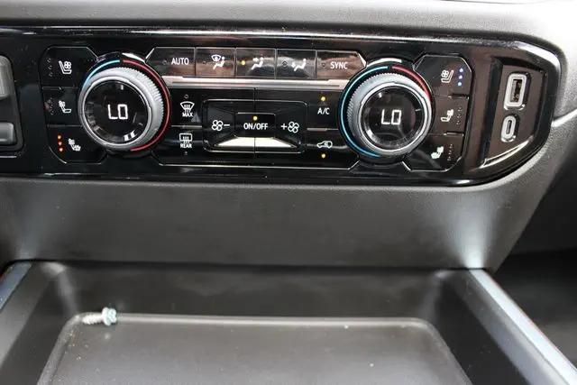 2024 Chevrolet Silverado 3500HD 4WD Crew Cab Standard Bed High Country