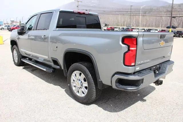 2024 Chevrolet Silverado 3500HD 4WD Crew Cab Standard Bed High Country