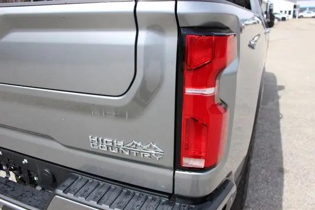 2024 Chevrolet Silverado 3500HD 4WD Crew Cab Standard Bed High Country