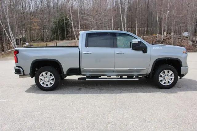 2024 Chevrolet Silverado 3500HD 4WD Crew Cab Standard Bed High Country