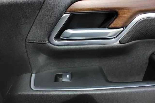 2024 Chevrolet Silverado 3500HD 4WD Crew Cab Standard Bed High Country