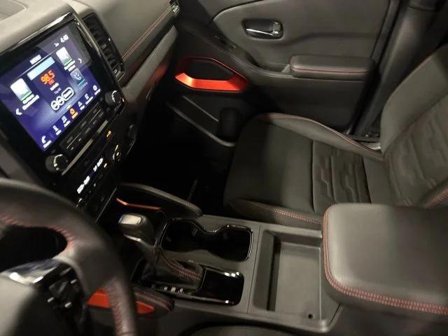 2024 Nissan Frontier Crew Cab PRO-X 4x2