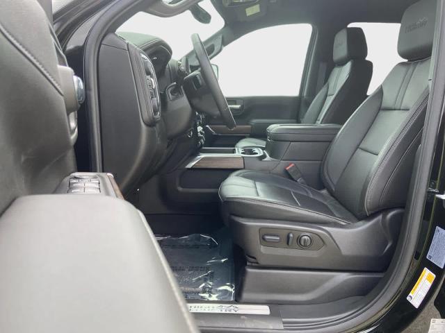2022 Chevrolet Silverado 2500HD 4WD Crew Cab Standard Bed High Country