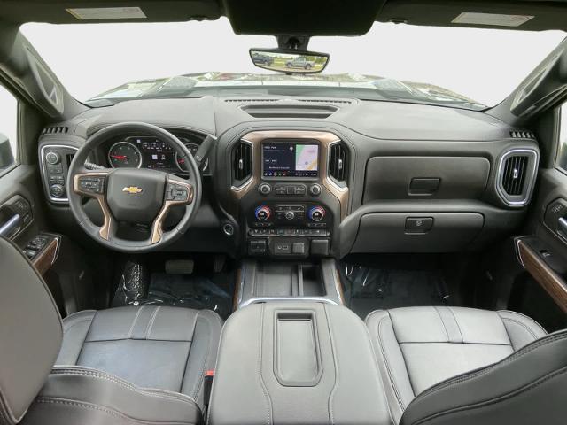 2022 Chevrolet Silverado 2500HD 4WD Crew Cab Standard Bed High Country