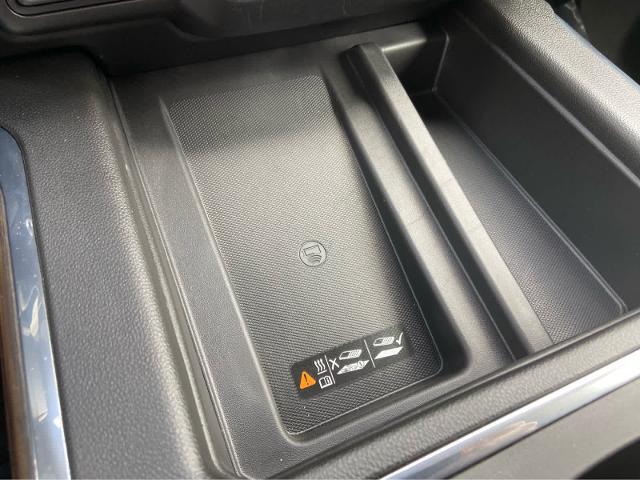 2022 Chevrolet Silverado 2500HD 4WD Crew Cab Standard Bed High Country