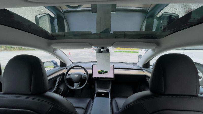 2022 Tesla Model 3 Rear-Wheel Drive