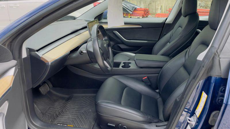 2022 Tesla Model 3 Rear-Wheel Drive