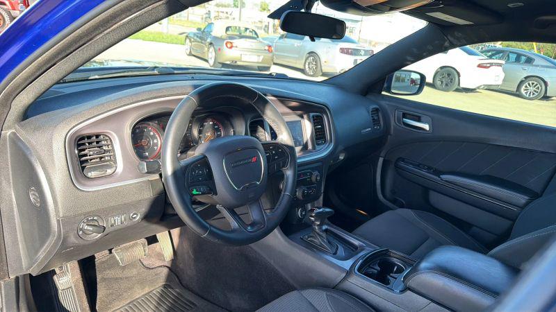 2019 Dodge Charger SXT RWD