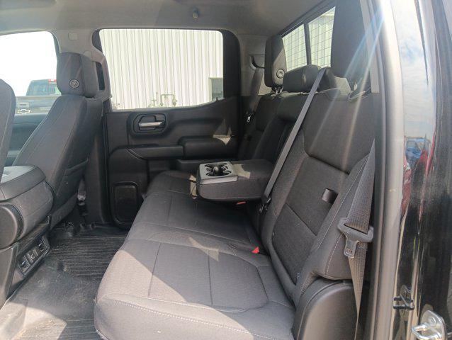 2022 Chevrolet Silverado 1500 4WD Crew Cab Short Bed LT
