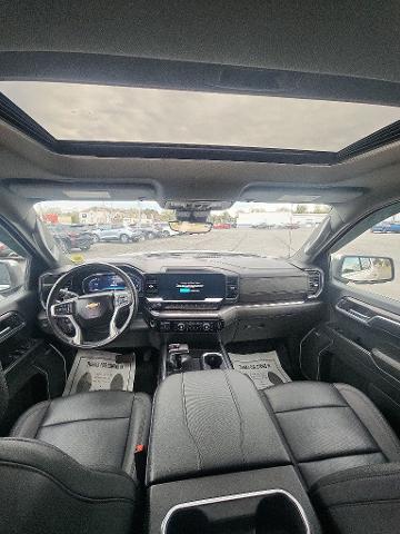 2023 Chevrolet Silverado 1500 4WD Crew Cab Short Bed LTZ