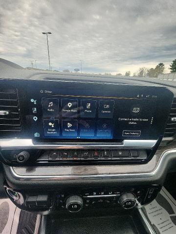 2023 Chevrolet Silverado 1500 4WD Crew Cab Short Bed LTZ
