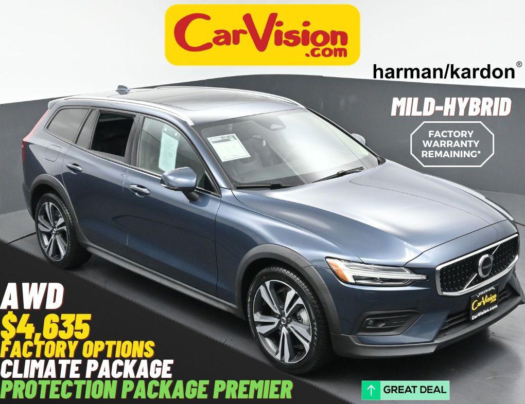 2023 Volvo V60 Cross Country B5 Plus