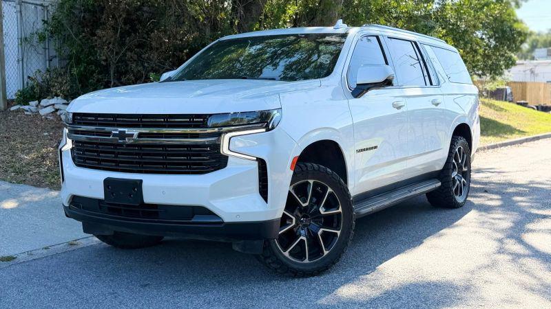 2021 Chevrolet Suburban 4WD RST