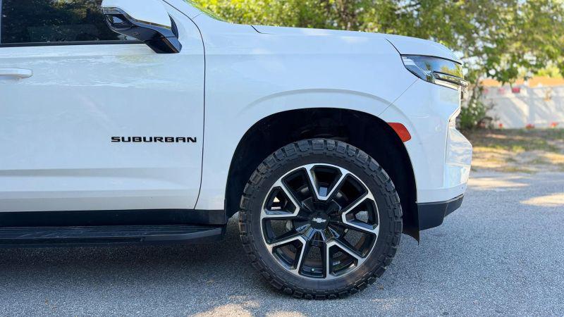 2021 Chevrolet Suburban 4WD RST