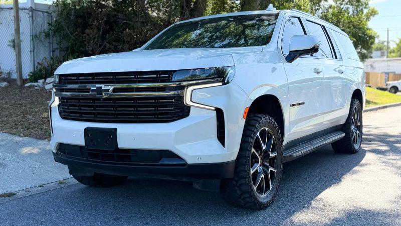 2021 Chevrolet Suburban 4WD RST