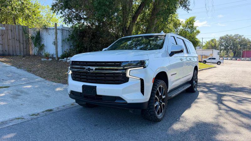 2021 Chevrolet Suburban 4WD RST