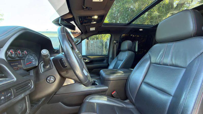 2021 Chevrolet Suburban 4WD RST