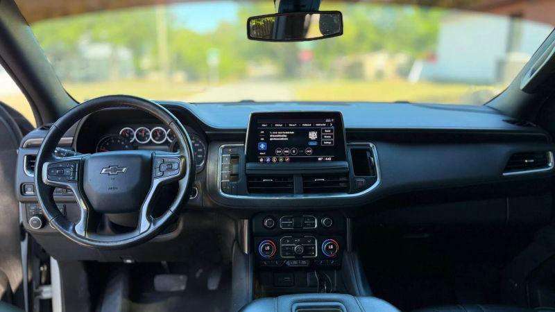 2021 Chevrolet Suburban 4WD RST