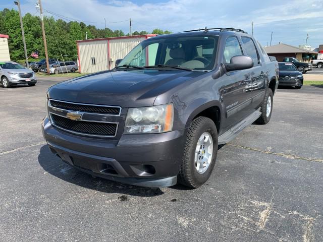 2011 Chevrolet Avalanche LS