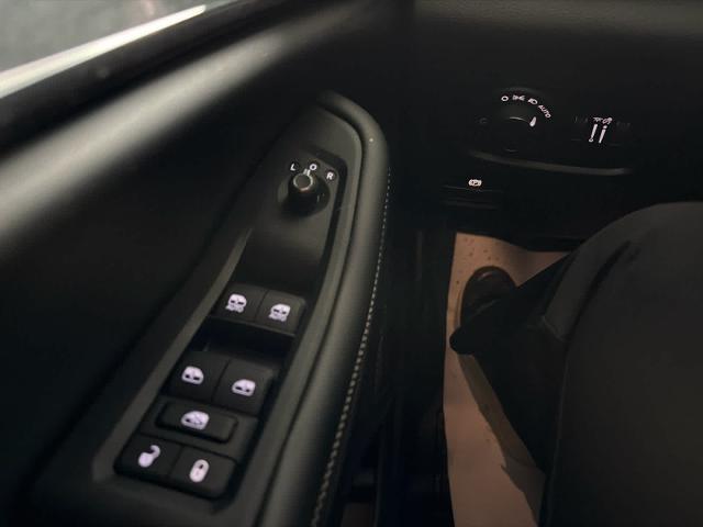 2024 Jeep Grand Cherokee L Altitude 4x4