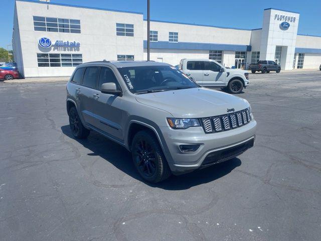 2022 Jeep Grand Cherokee Laredo X 4x4